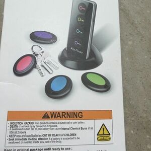 Key Finder with Remote - Black, Blue, Green, Pink